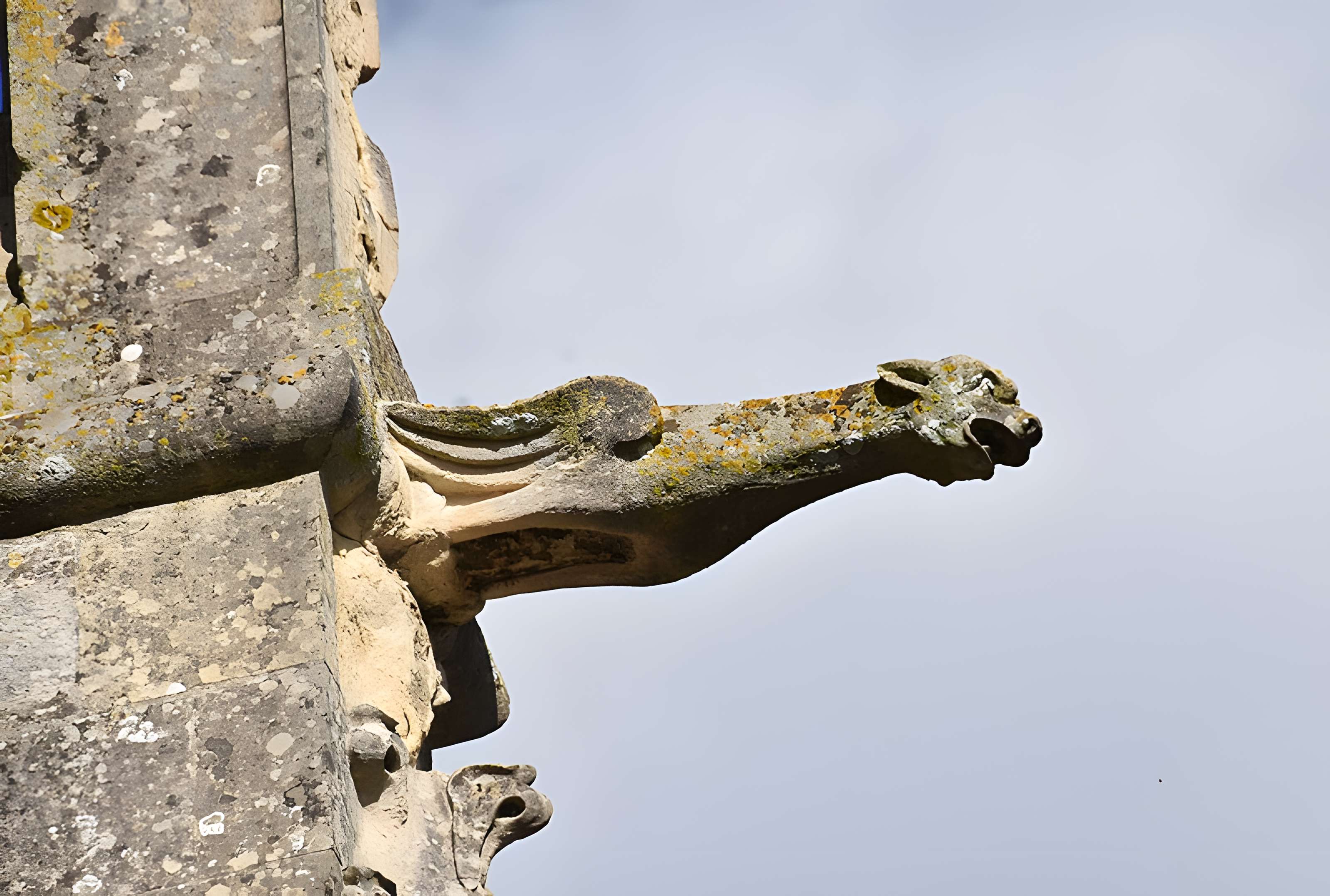 Église Saint-Michel de Pont-l'Évêque