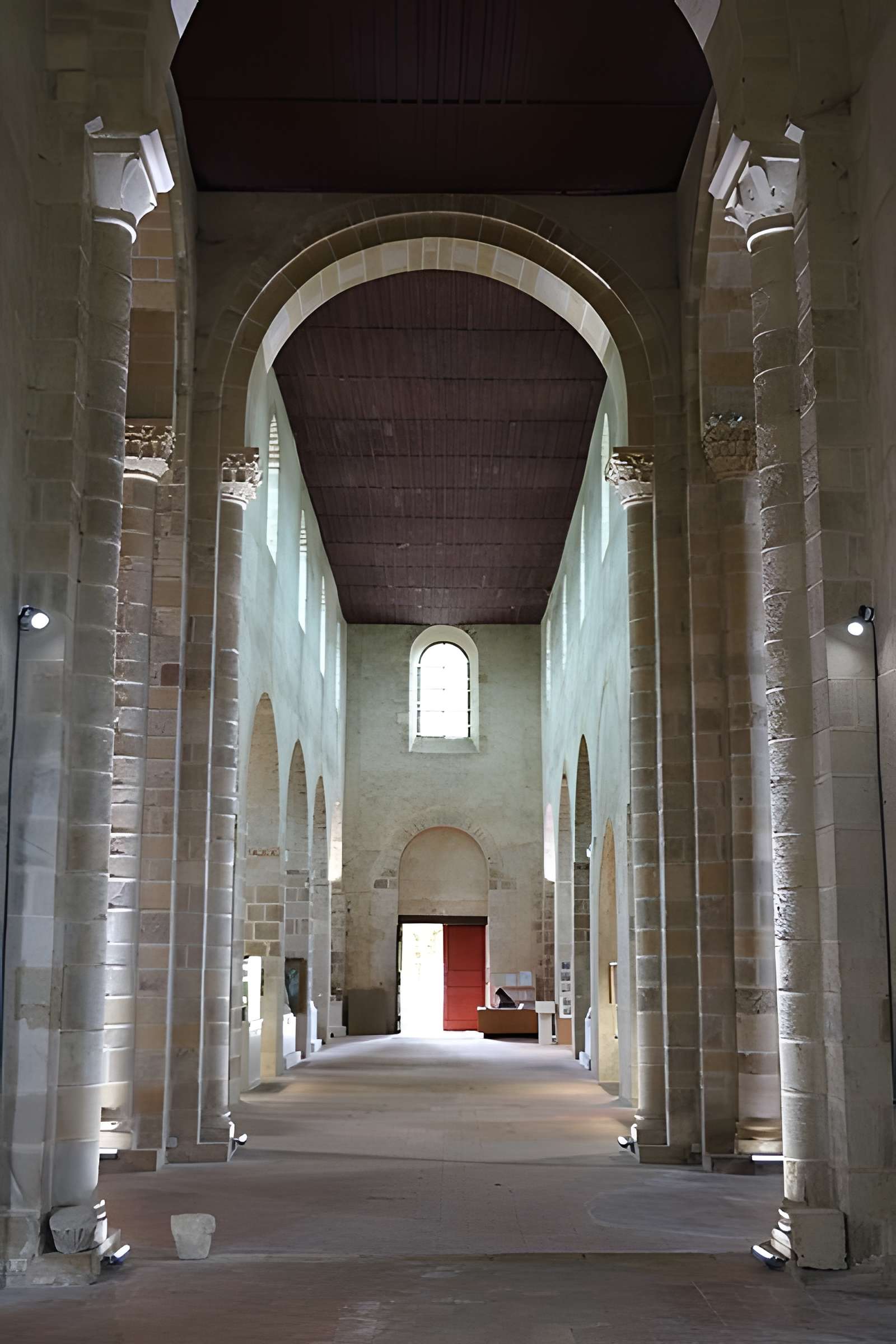 Église Saint-Nazaire de Bourbon-Lancy