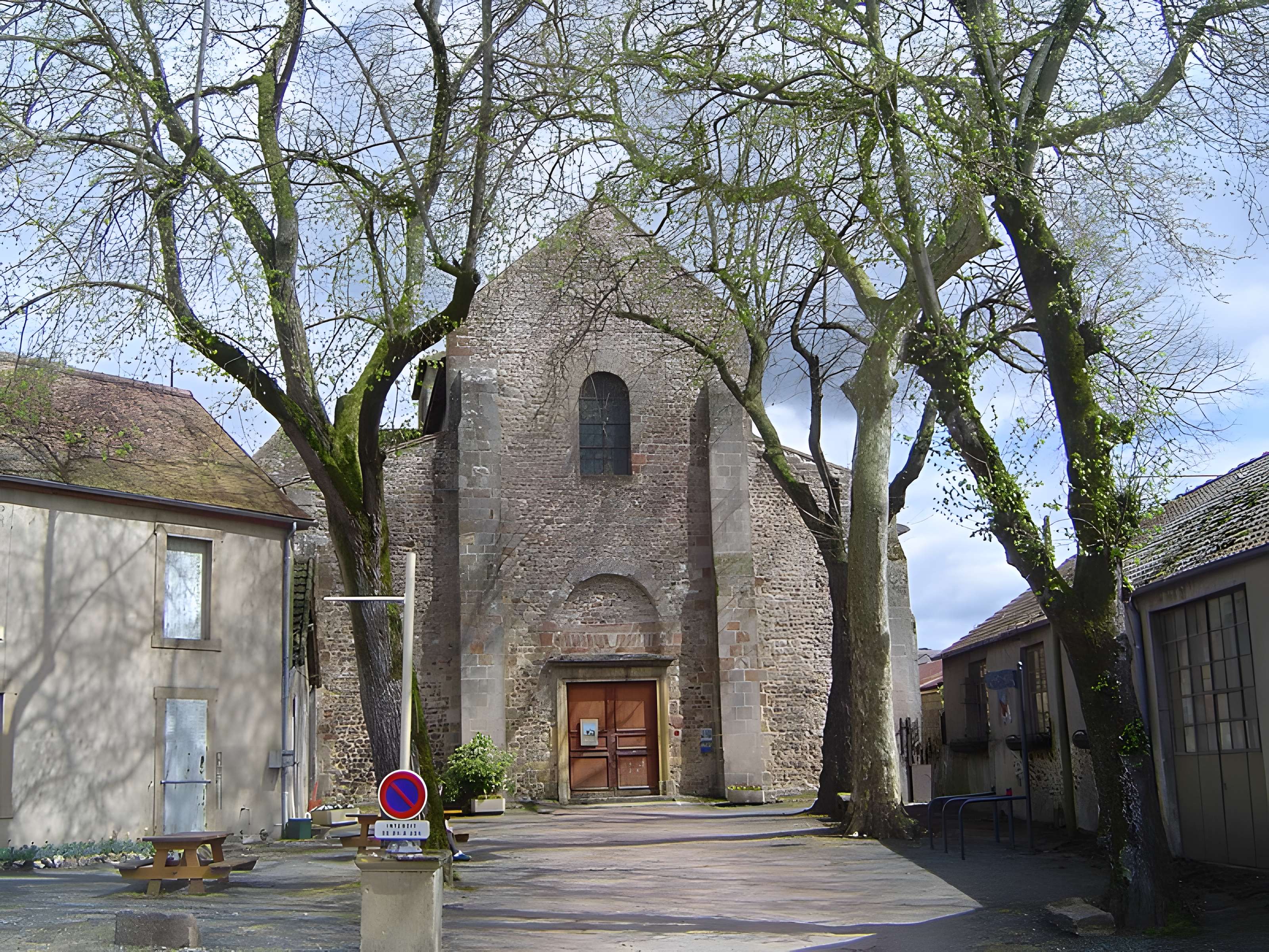 Église Saint-Nazaire de Bourbon-Lancy