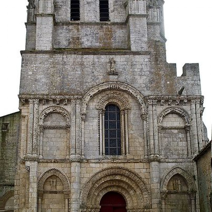 Photo de Église Saint-Nazaire de Corme-Royal