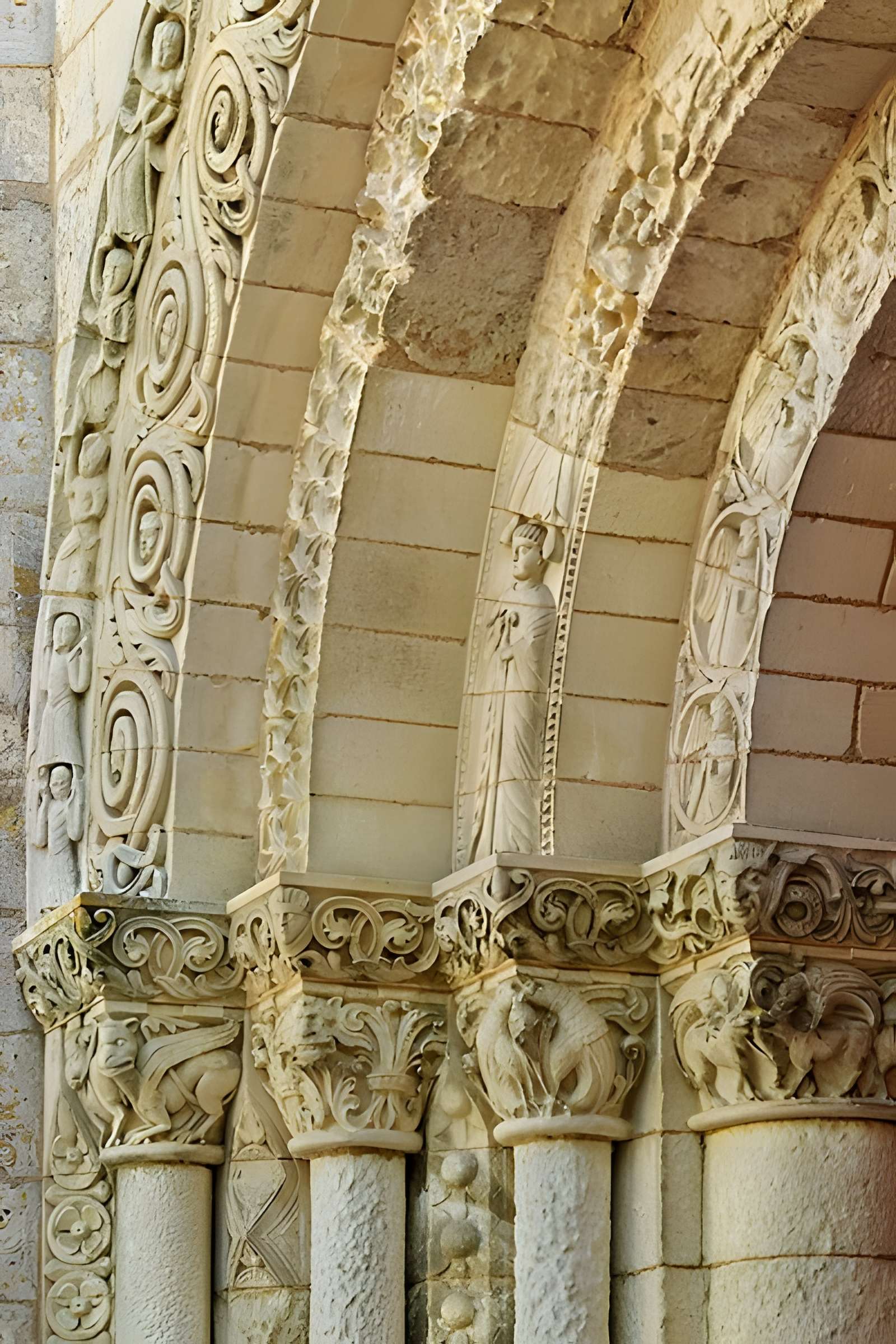 Église Saint-Nazaire de Corme-Royal