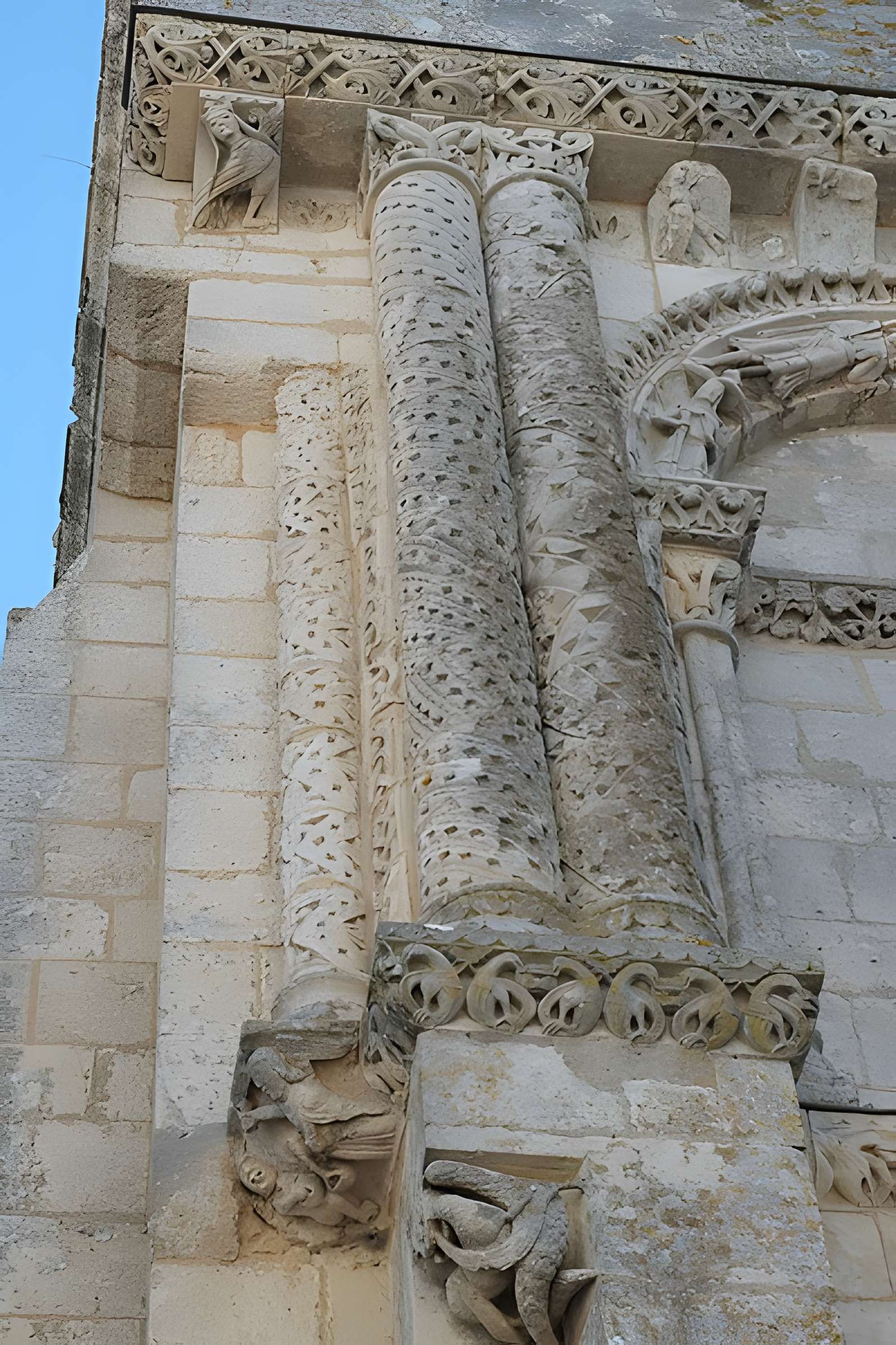Église Saint-Nazaire de Corme-Royal