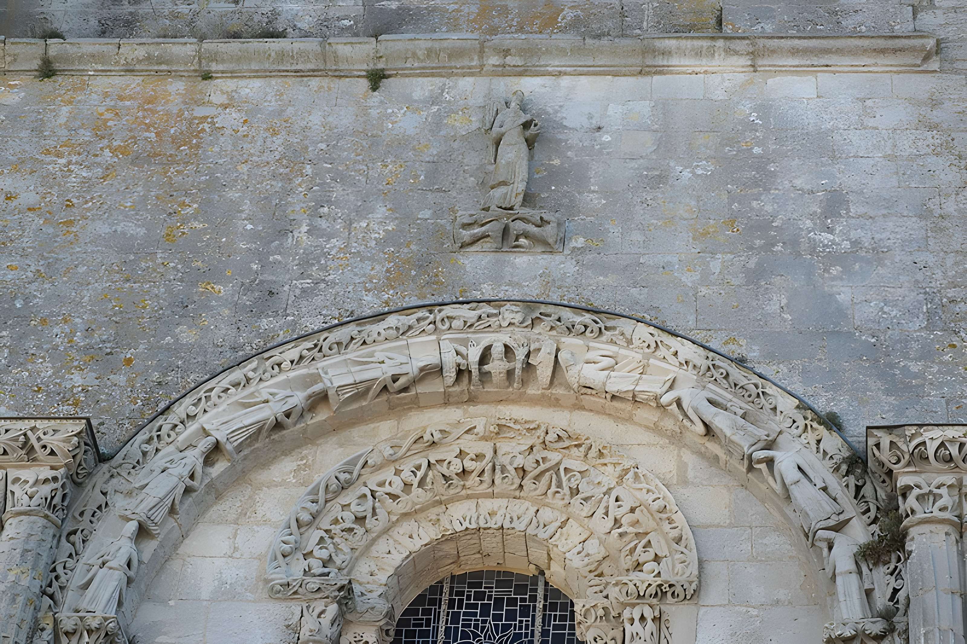 Église Saint-Nazaire de Corme-Royal