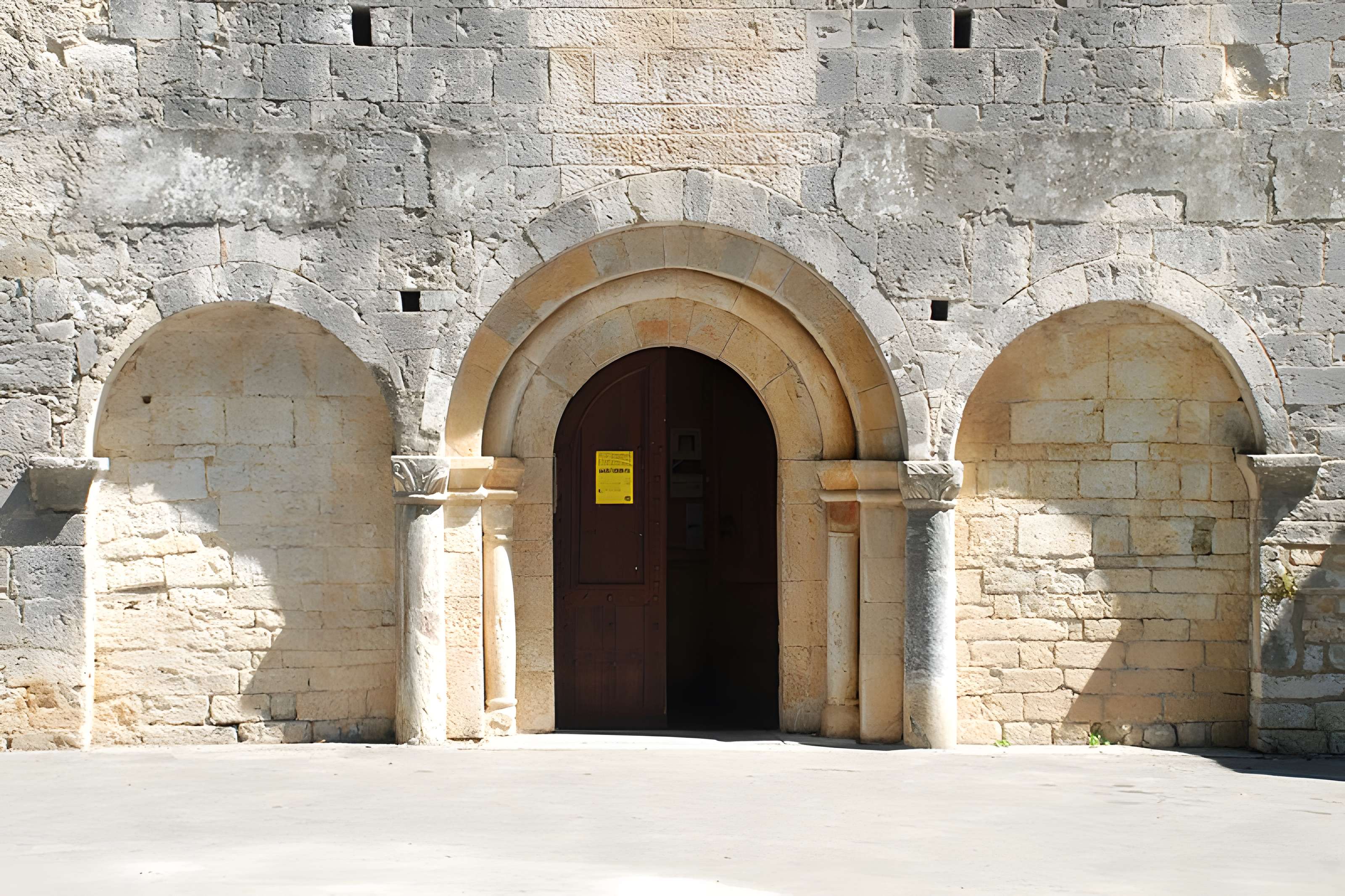 Église Saint-Nazaire-et-Saint-Celse de Brissac
