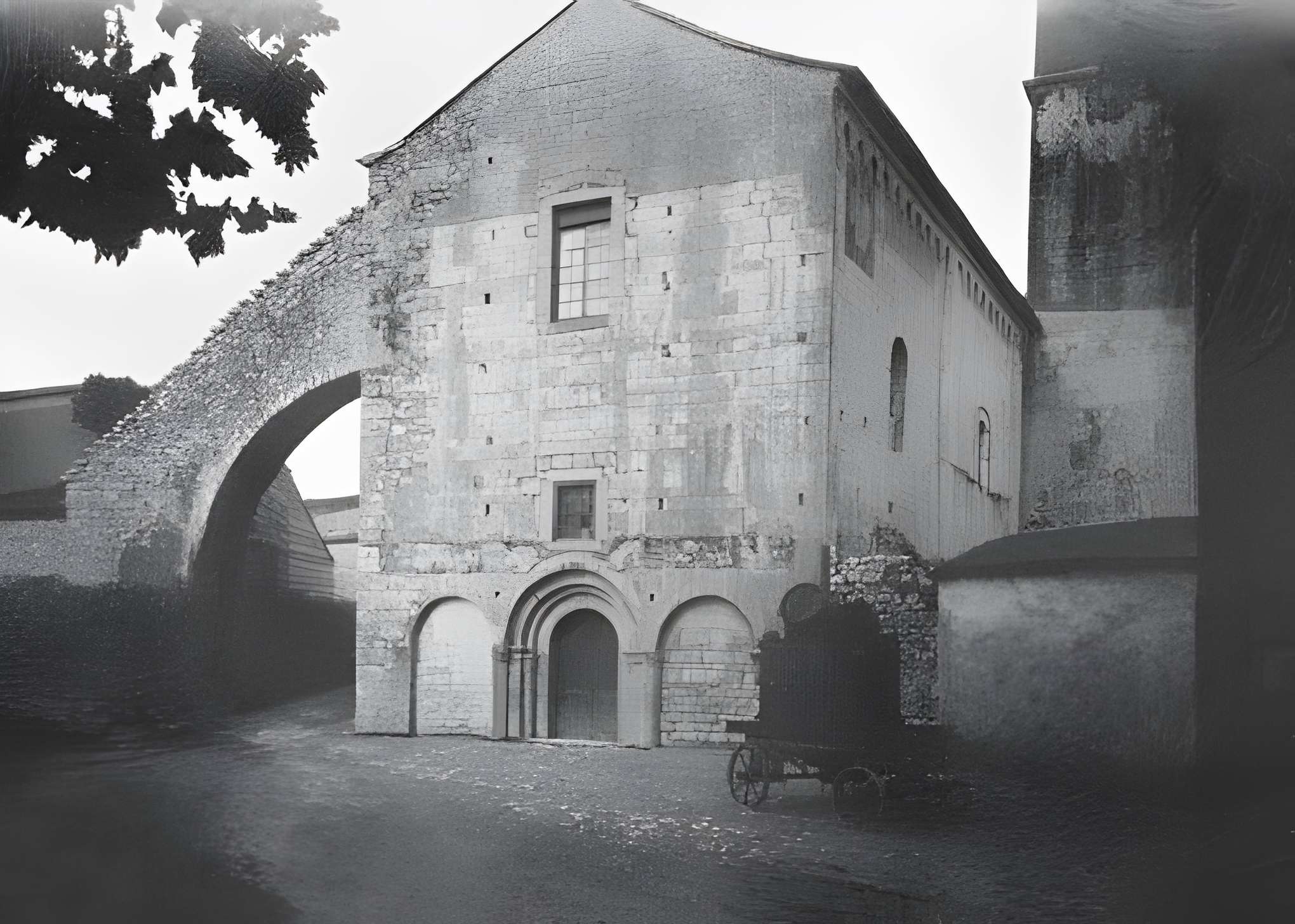 Église Saint-Nazaire-et-Saint-Celse de Brissac