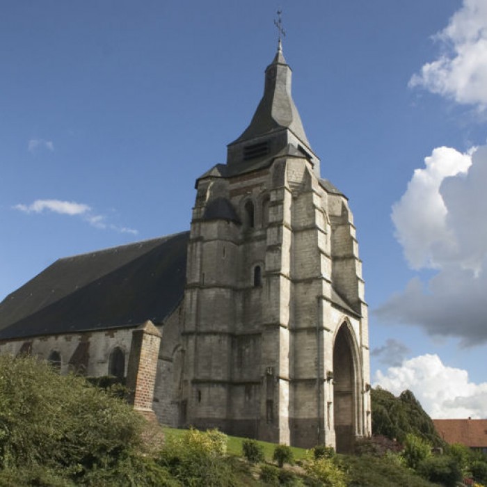 Photo de Église Saint-Nicolas dAvesnes-le-Comte