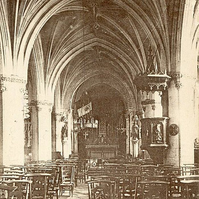 Photo de Église Saint-Nicolas dAvesnes-le-Comte