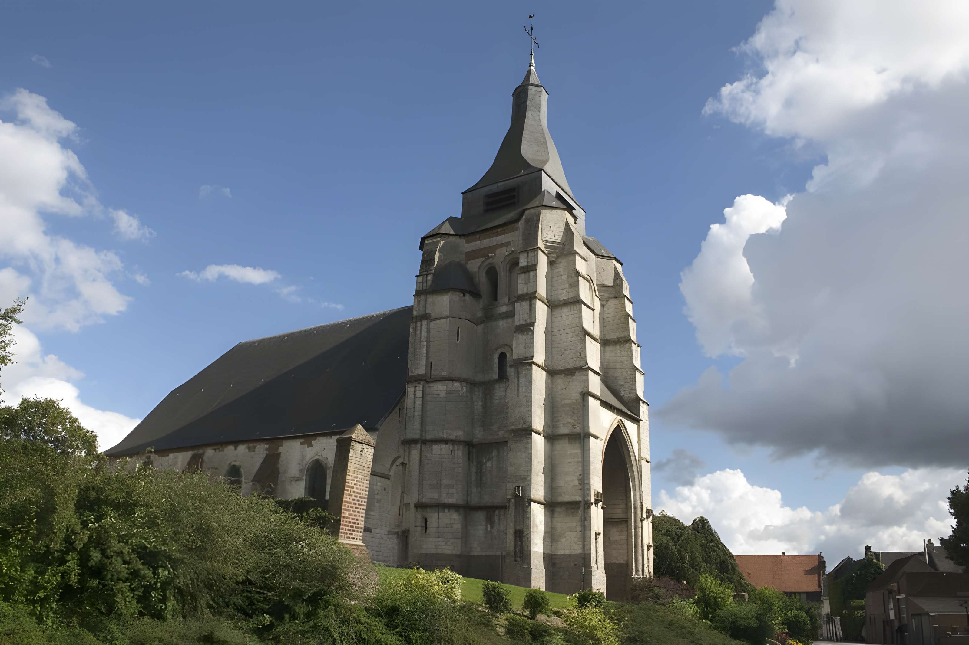 Église Saint-Nicolas d'Avesnes-le-Comte 