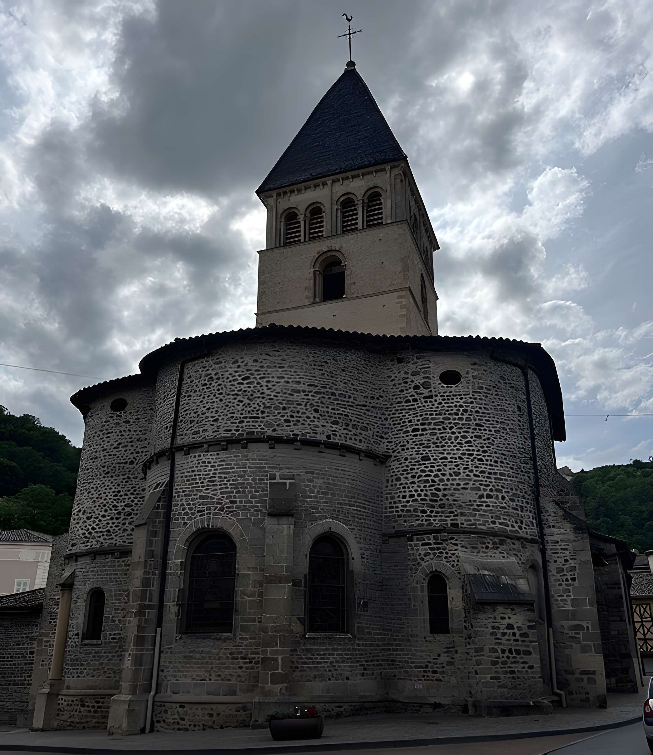 Église Saint-Nicolas de Beaujeu