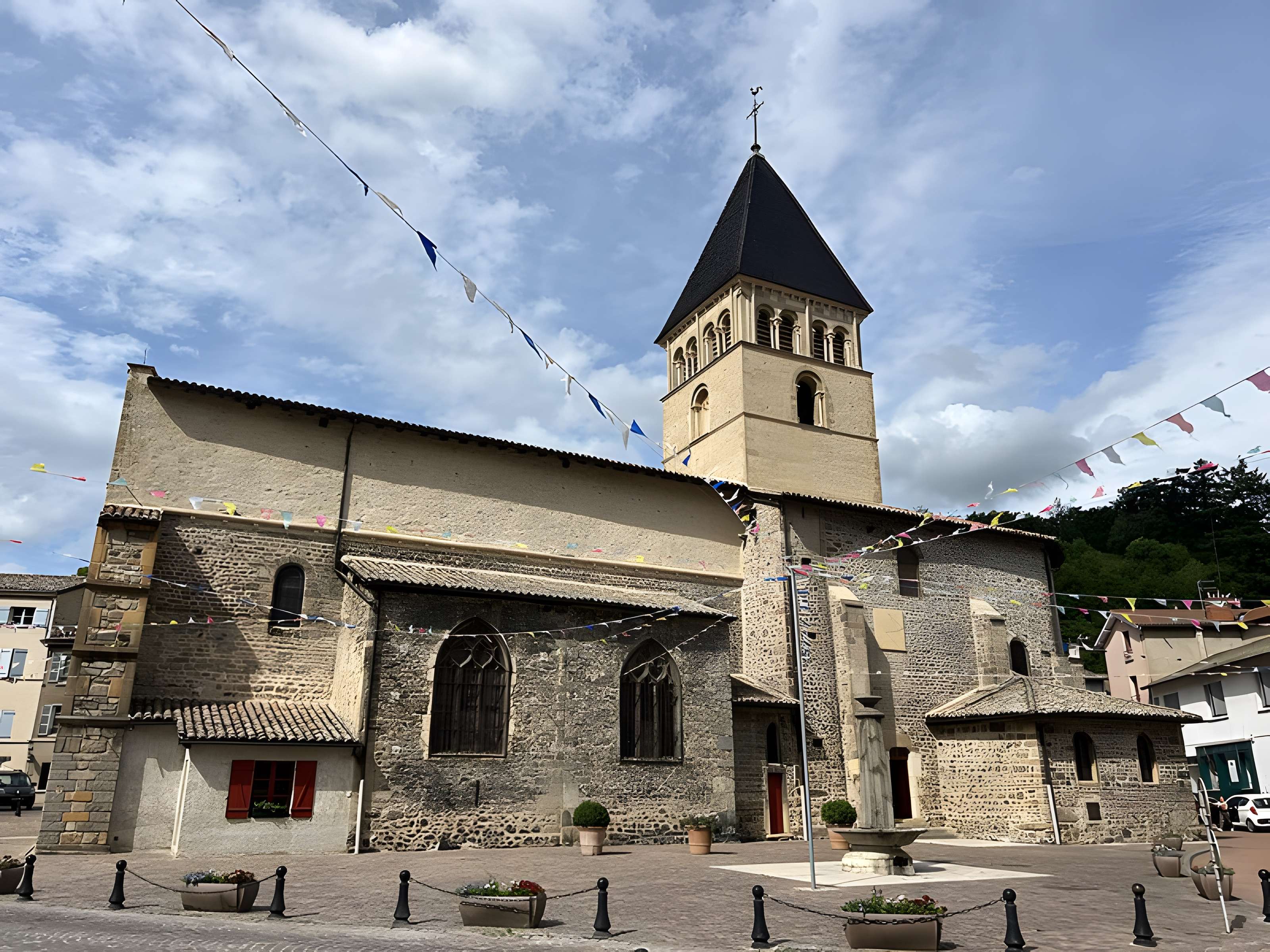 Église Saint-Nicolas de Beaujeu