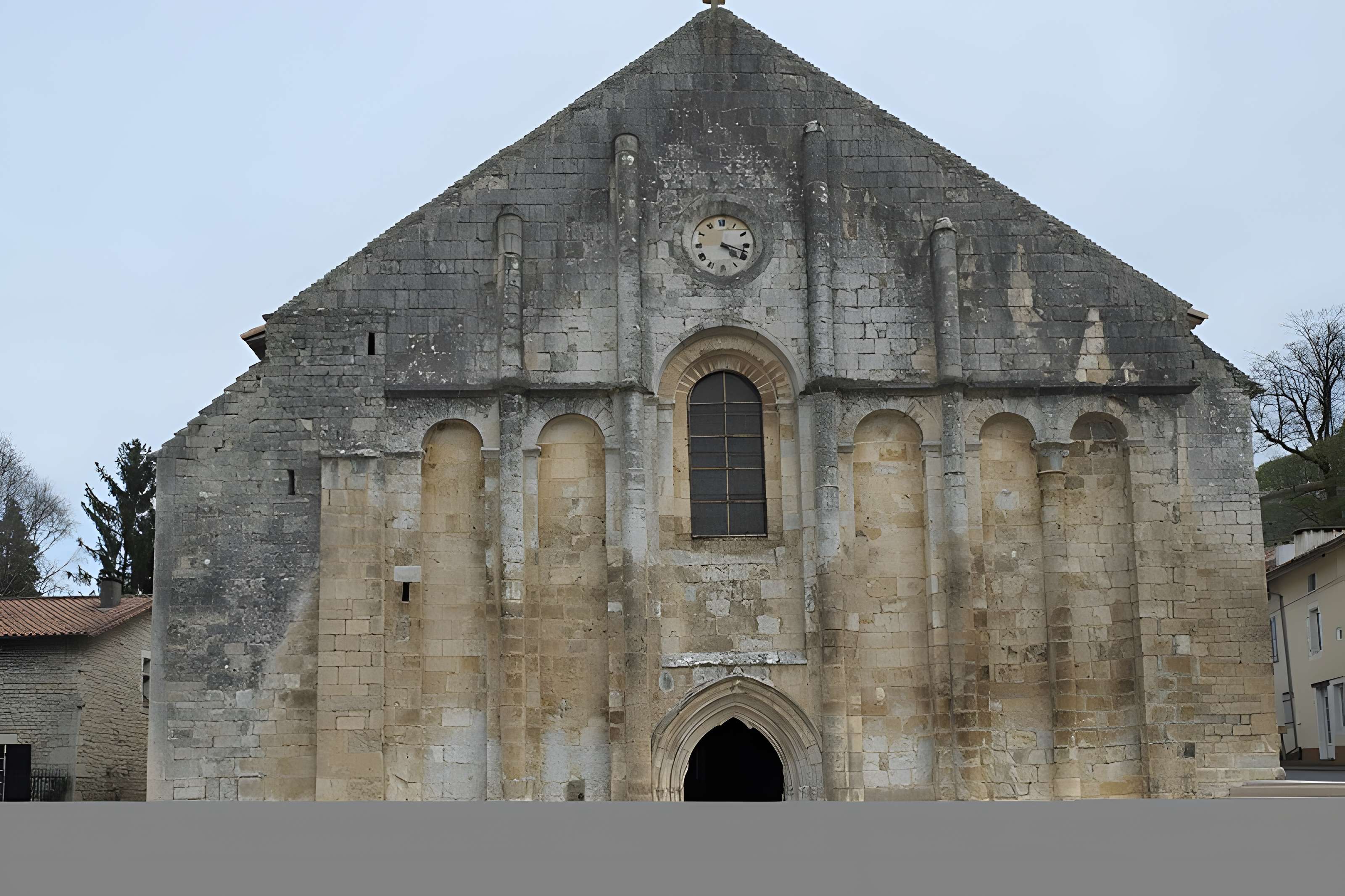Église Saint-Nicolas de Cellefrouin