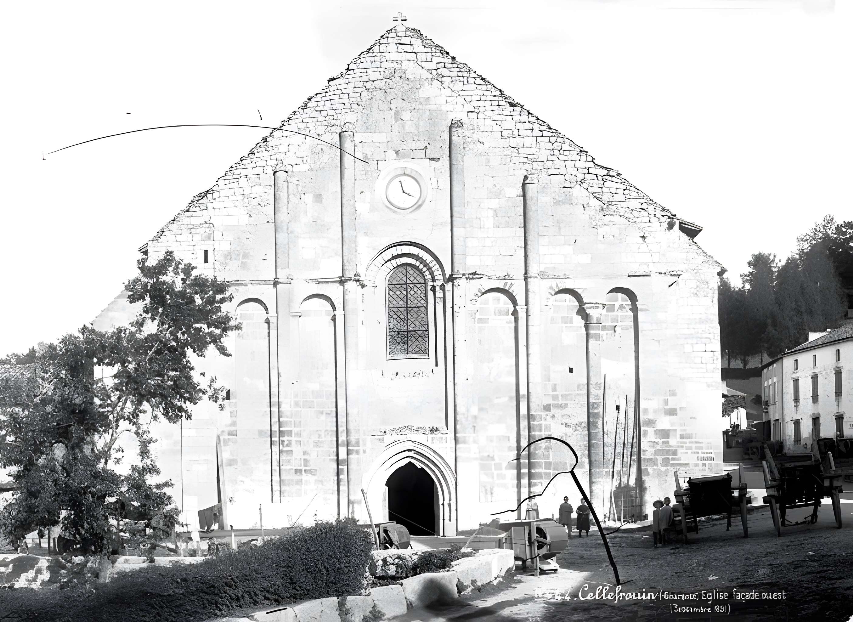 Église Saint-Nicolas de Cellefrouin