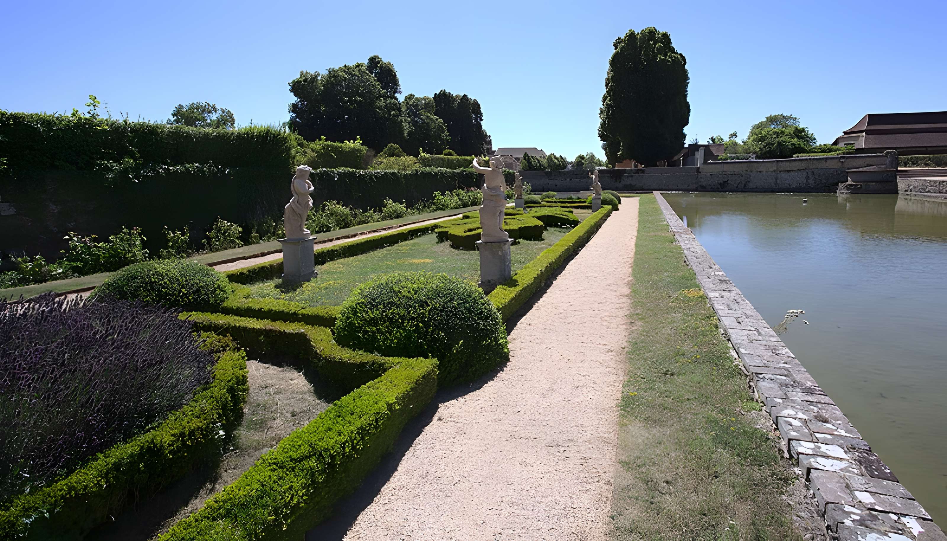 Château de Beaumesnil