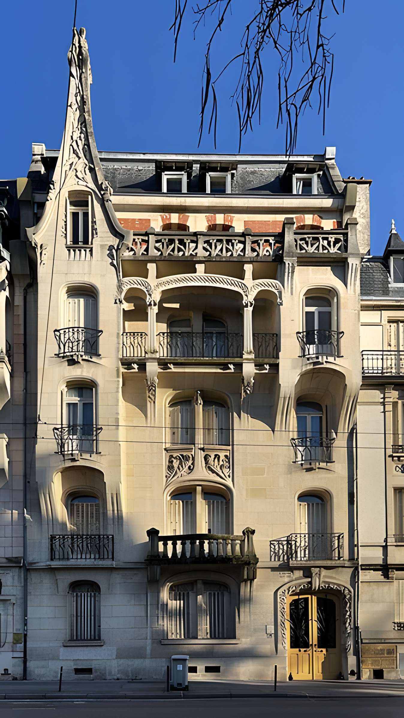 Immeuble France-Lanord