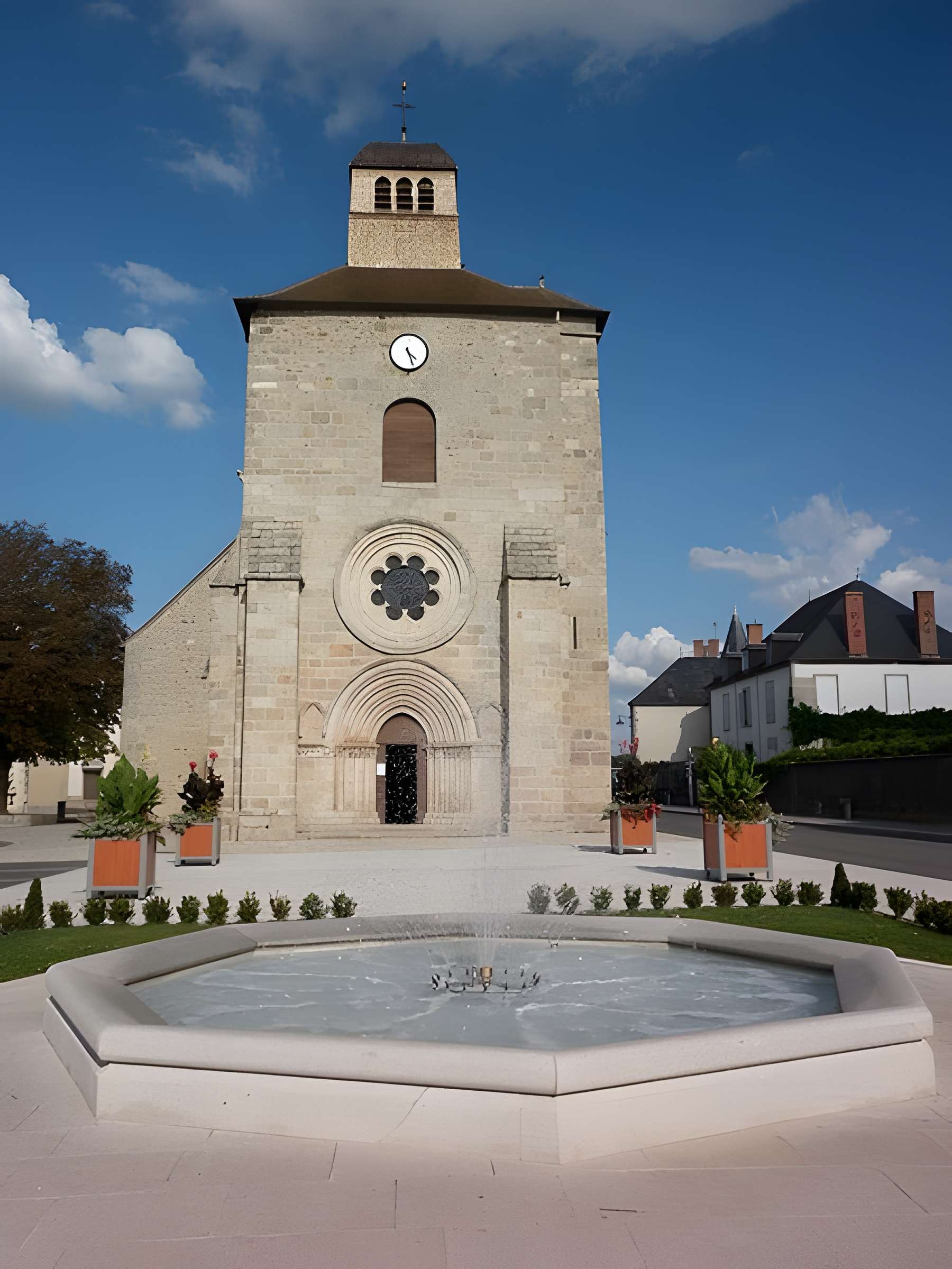 Église Saint-Nicolas de Gouzon