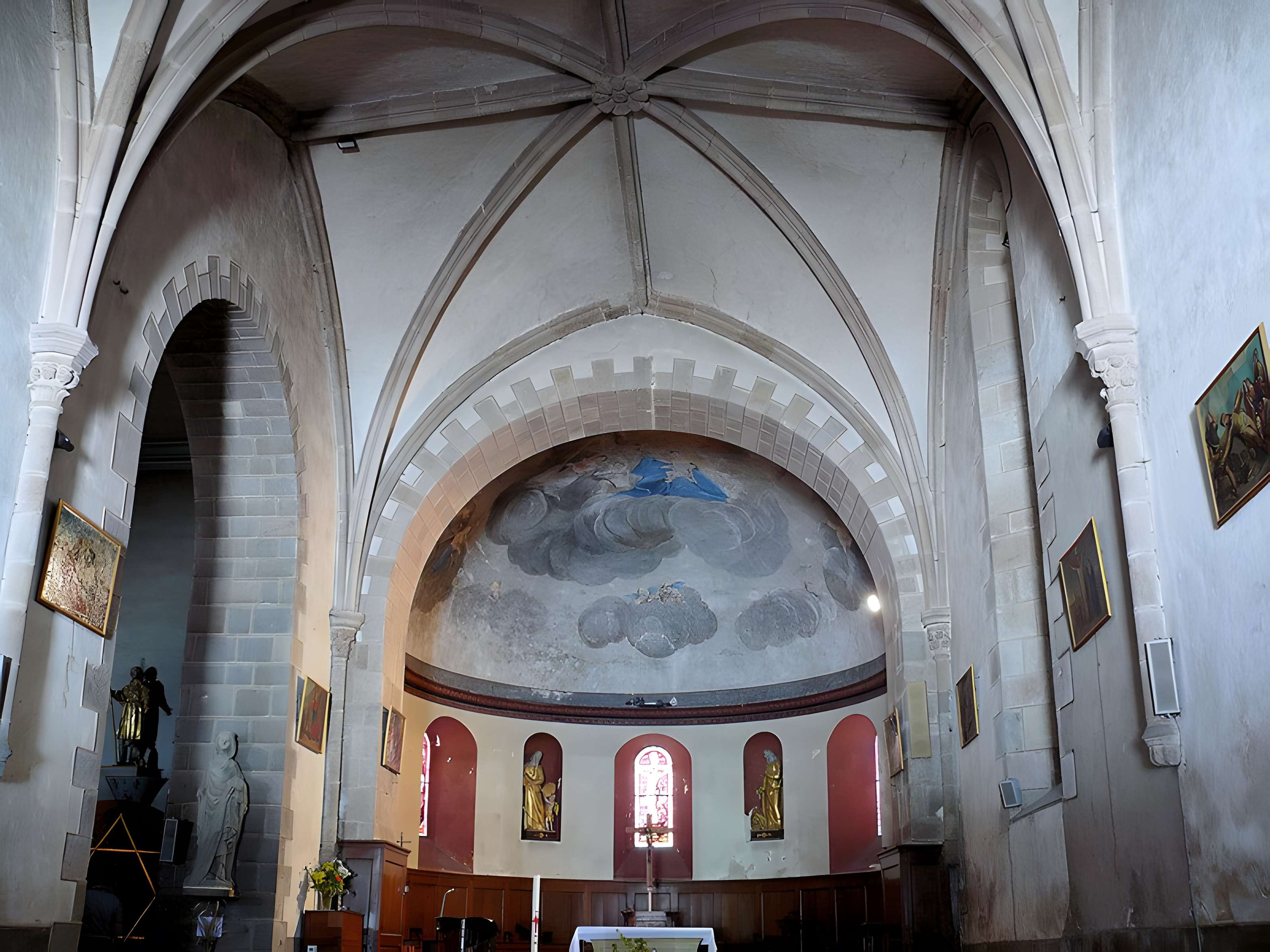 Église Saint-Nicolas de Gouzon