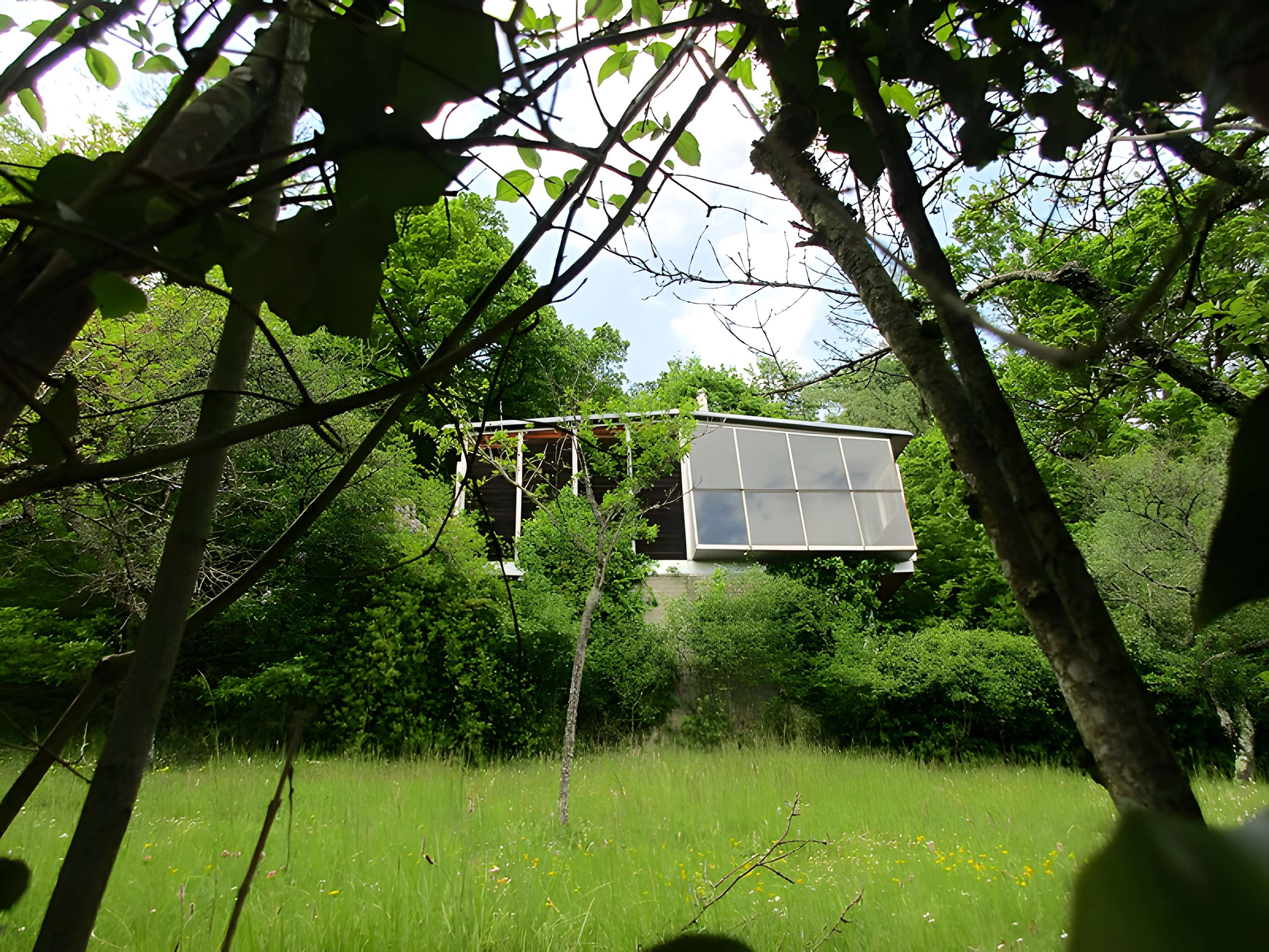 Maison d'habitation et maison à portique de Jean Prouvé