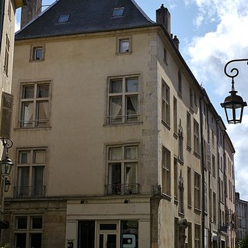 Maison des deux Sirènes