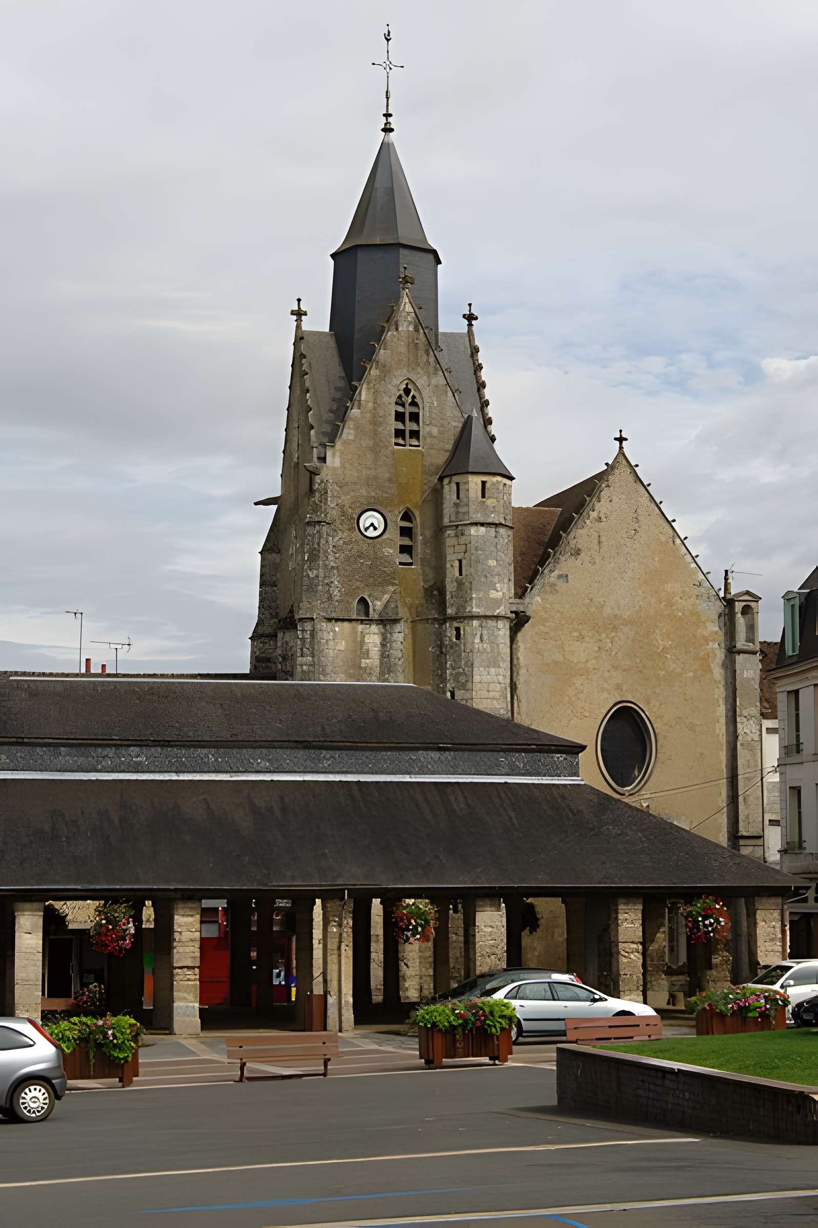 Église Saint-Nicolas de Mamers