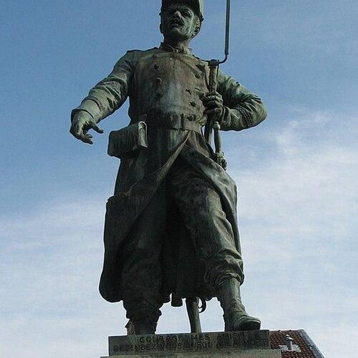 Photo de Statue du Sergent Blandan