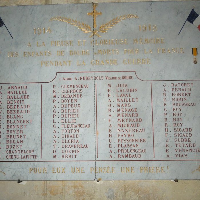 Photo de Bas-relief sculpté à la mémoire des soldats du 363e Régiment dInfanterie