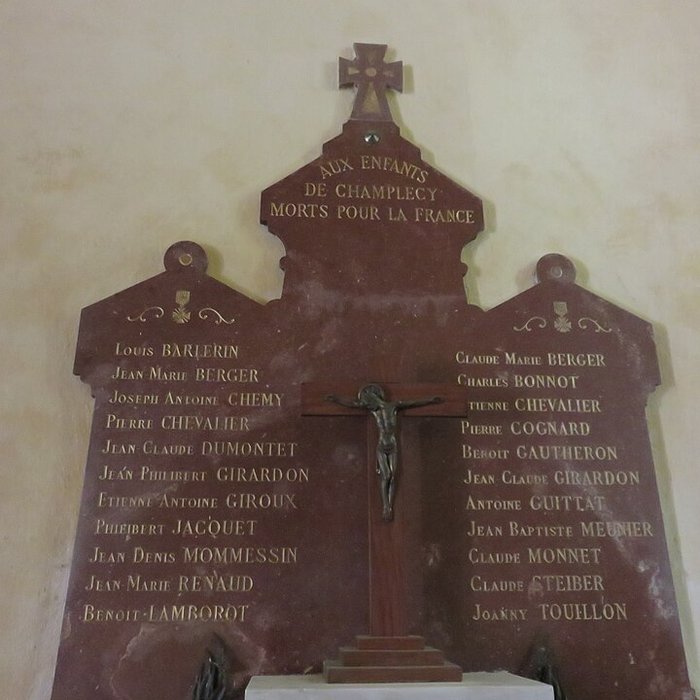 Photo de Bas-relief sculpté à la mémoire des soldats du 363e Régiment dInfanterie