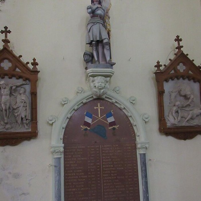 Photo de Bas-relief sculpté à la mémoire des soldats du 363e Régiment dInfanterie