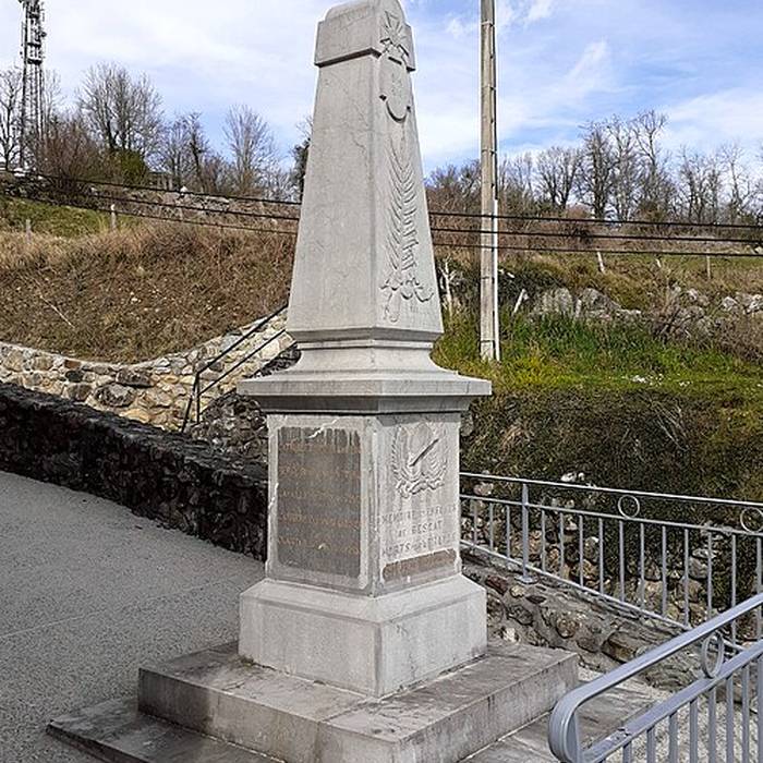 Photo de Bas-relief sculpté à la mémoire des soldats du 363e Régiment dInfanterie