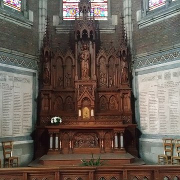 Bas-relief sculpté à la mémoire des soldats du 363e Régiment dInfanterie