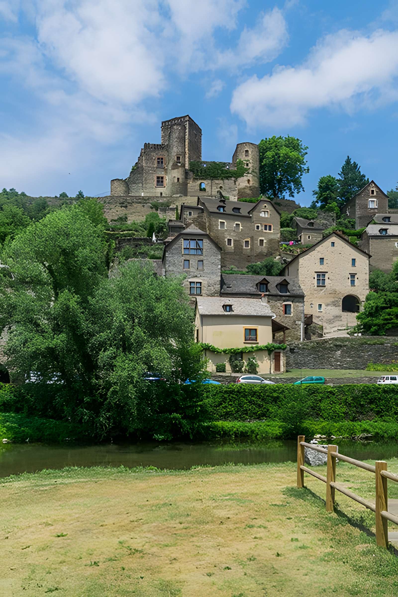 Château de Belcastel