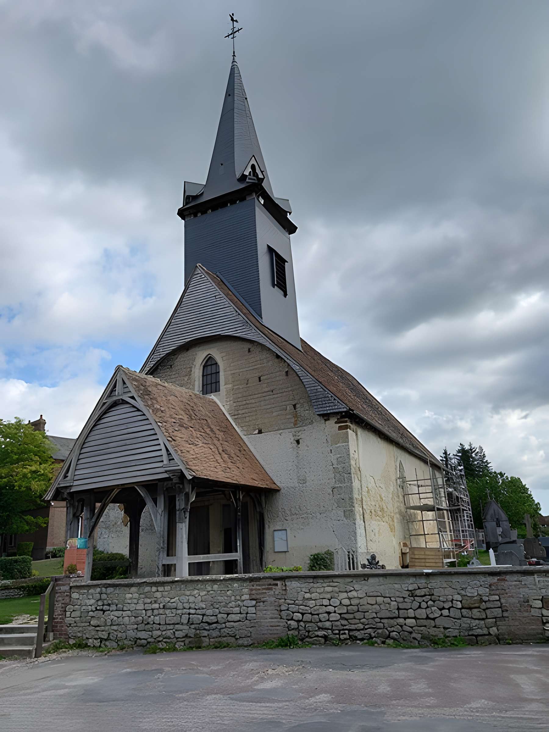 Église Saint-Ouen de Courtonne-la-Meurdrac