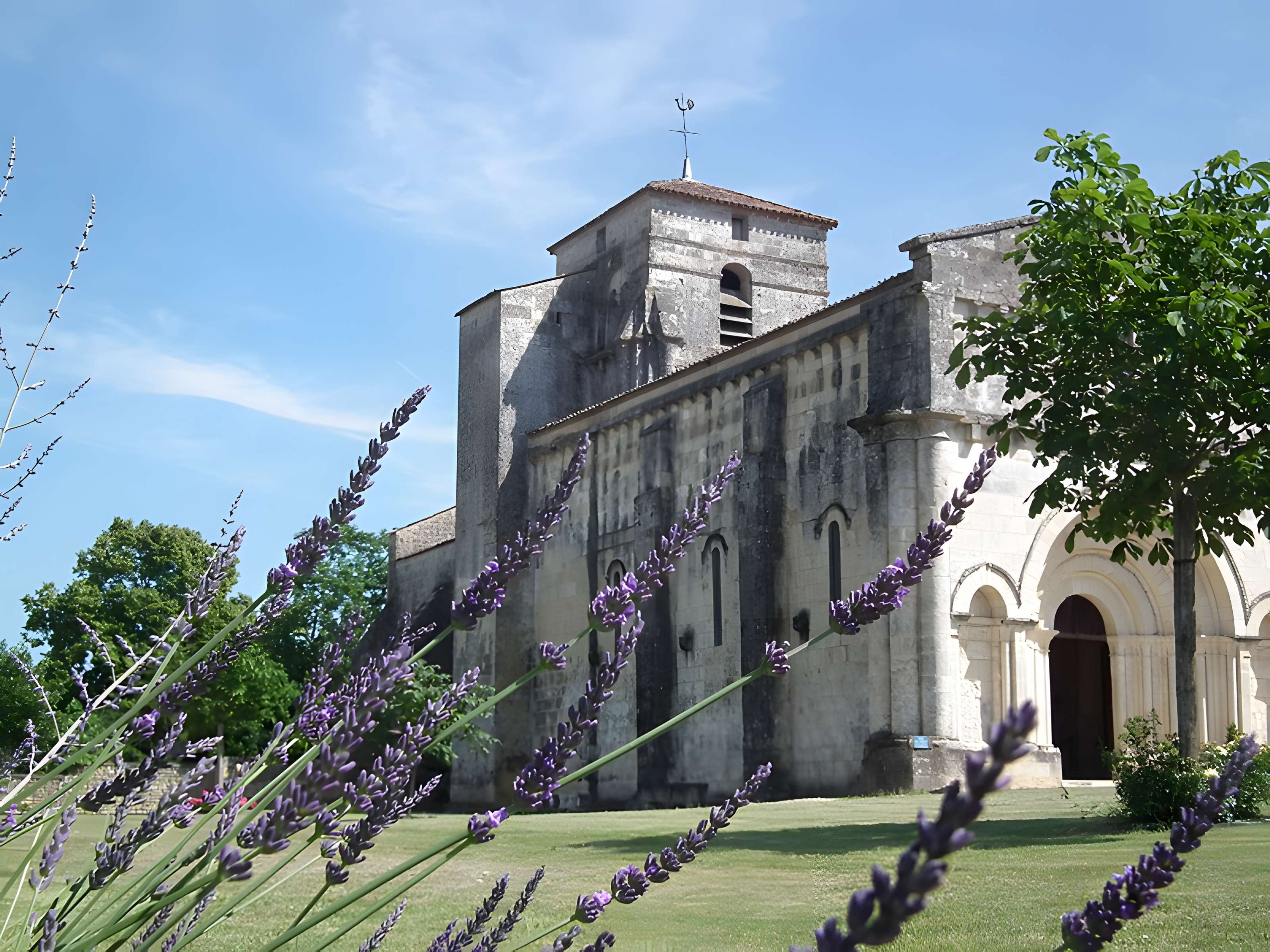 Église Saint-Pallais de Villars-en-Pons