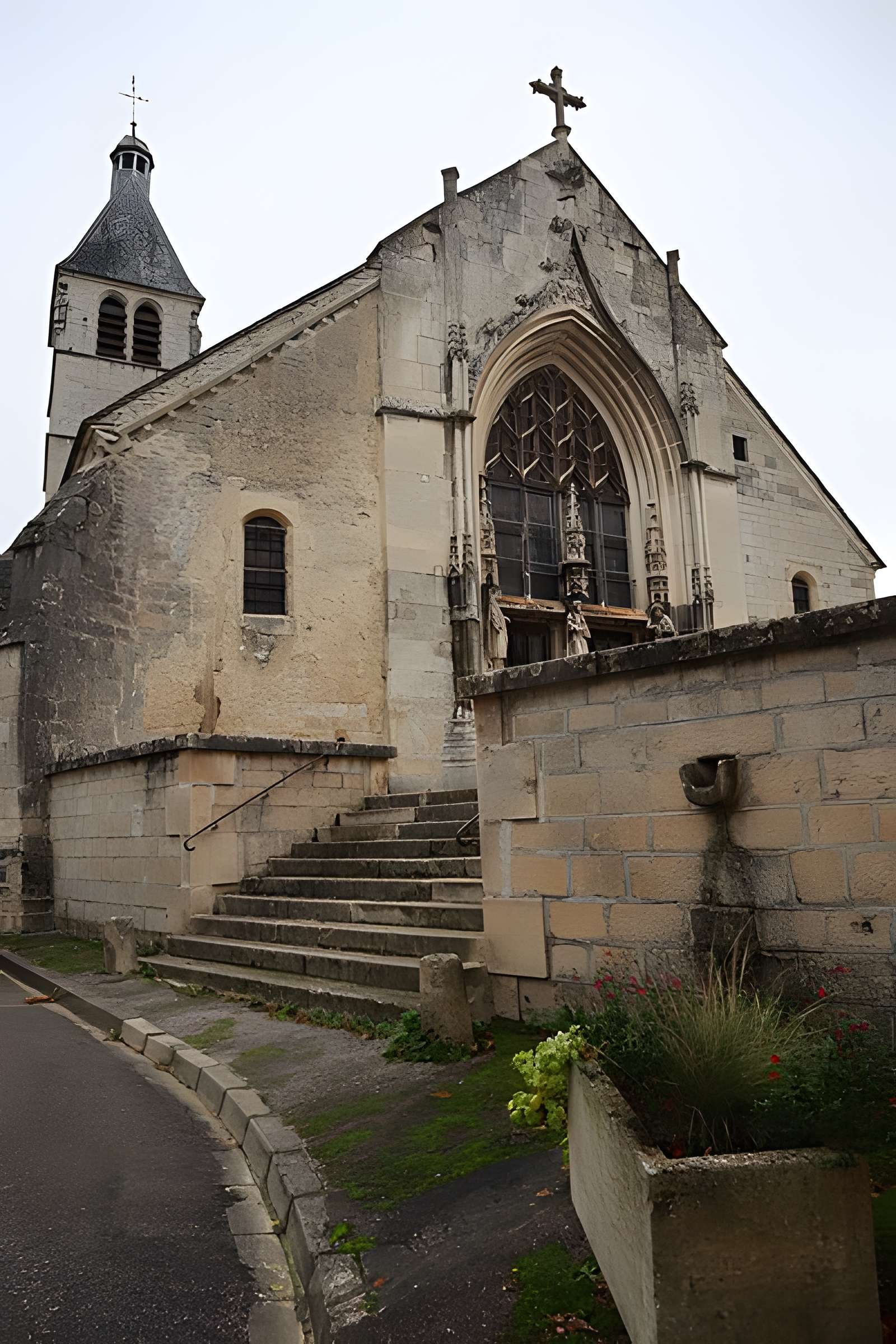 Église Saint-Pantaléon de Ravières