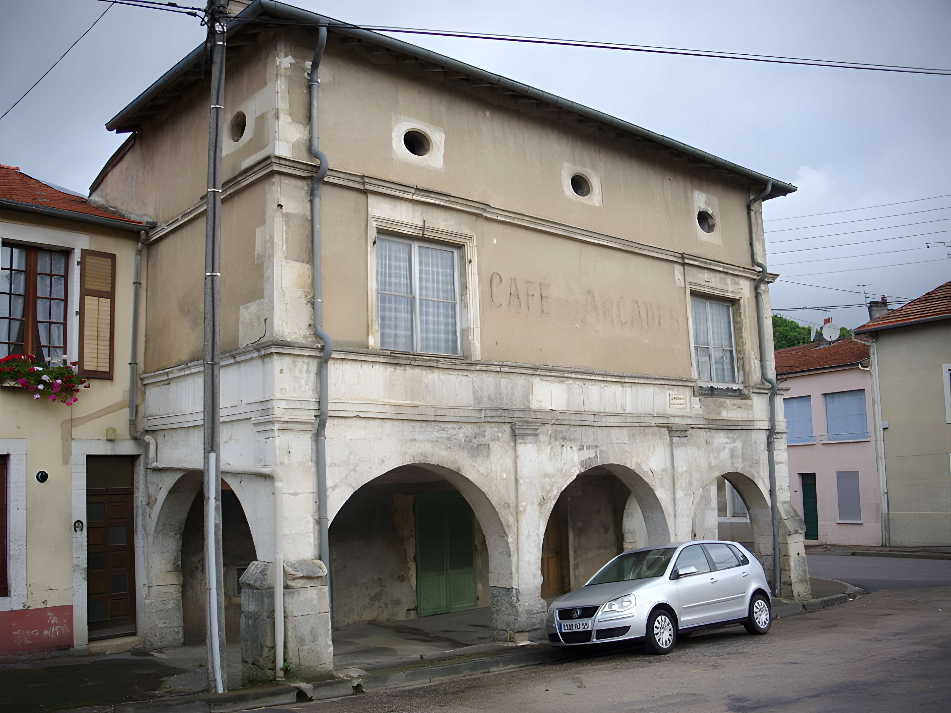 Immeuble dit Café des Arcades