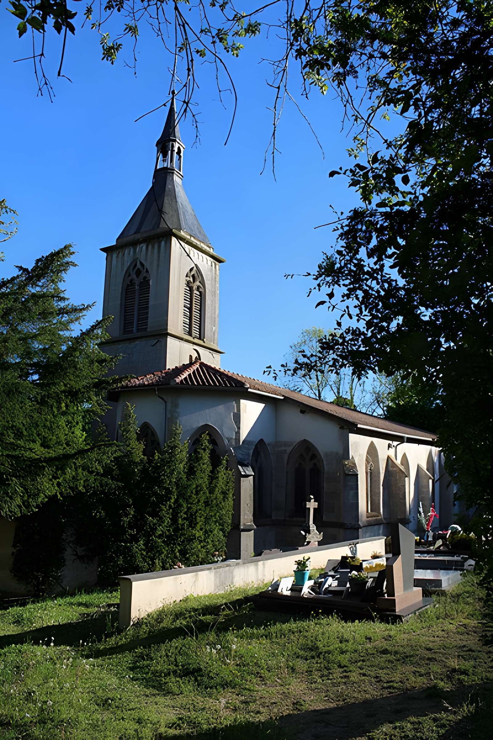 Eglise Saint-Pierre et Saint-Paul de Creue