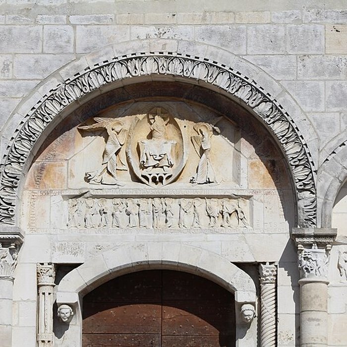 Photo de Église Saint-Paul de Saint-Paul-de-Varax