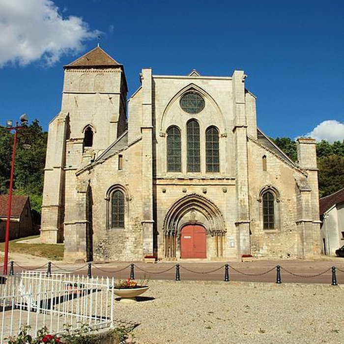 Photo de Église Saint-Phal de Gy-lÉvêque
