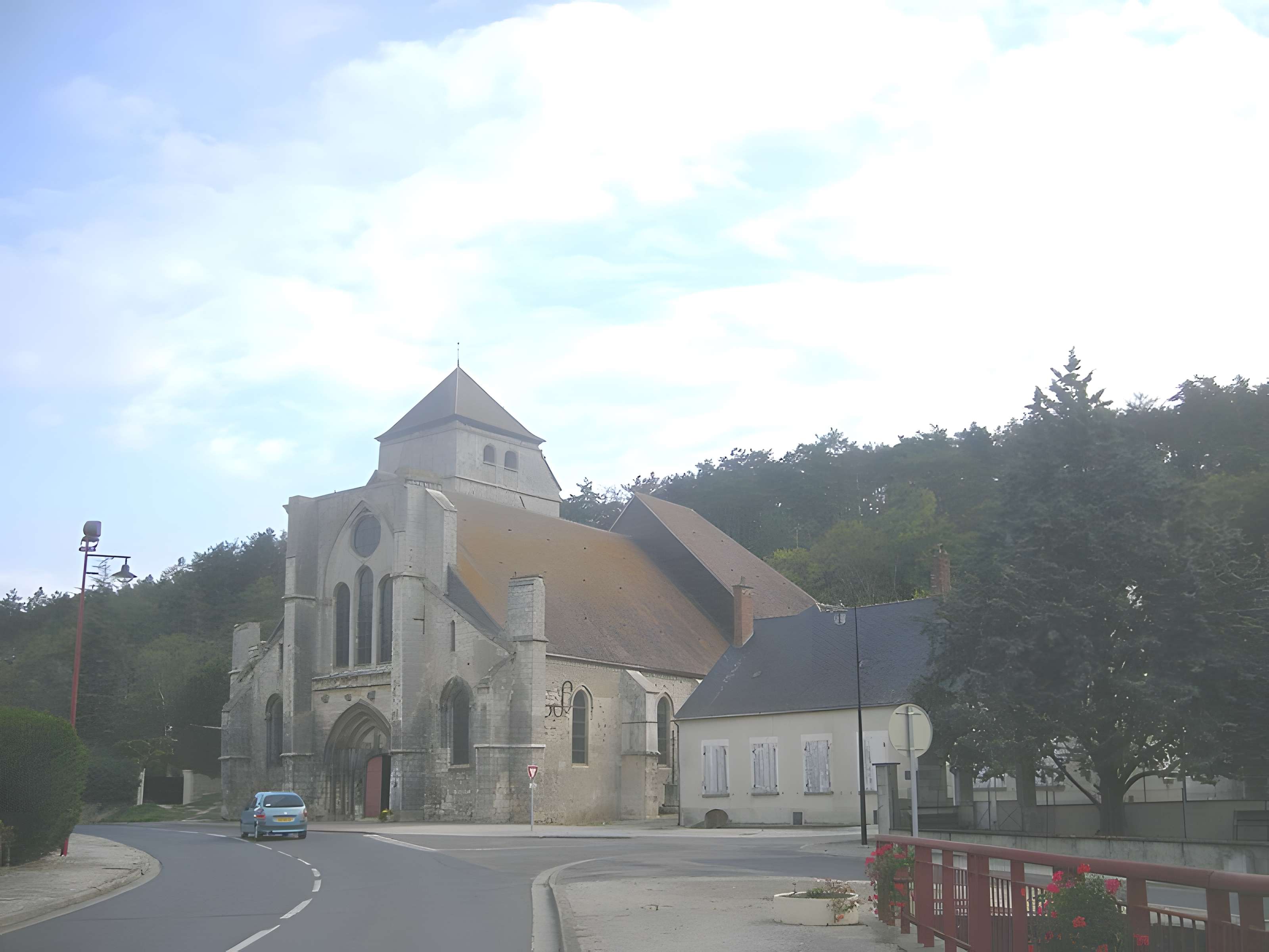 Église Saint-Phal de Gy-l'Évêque
