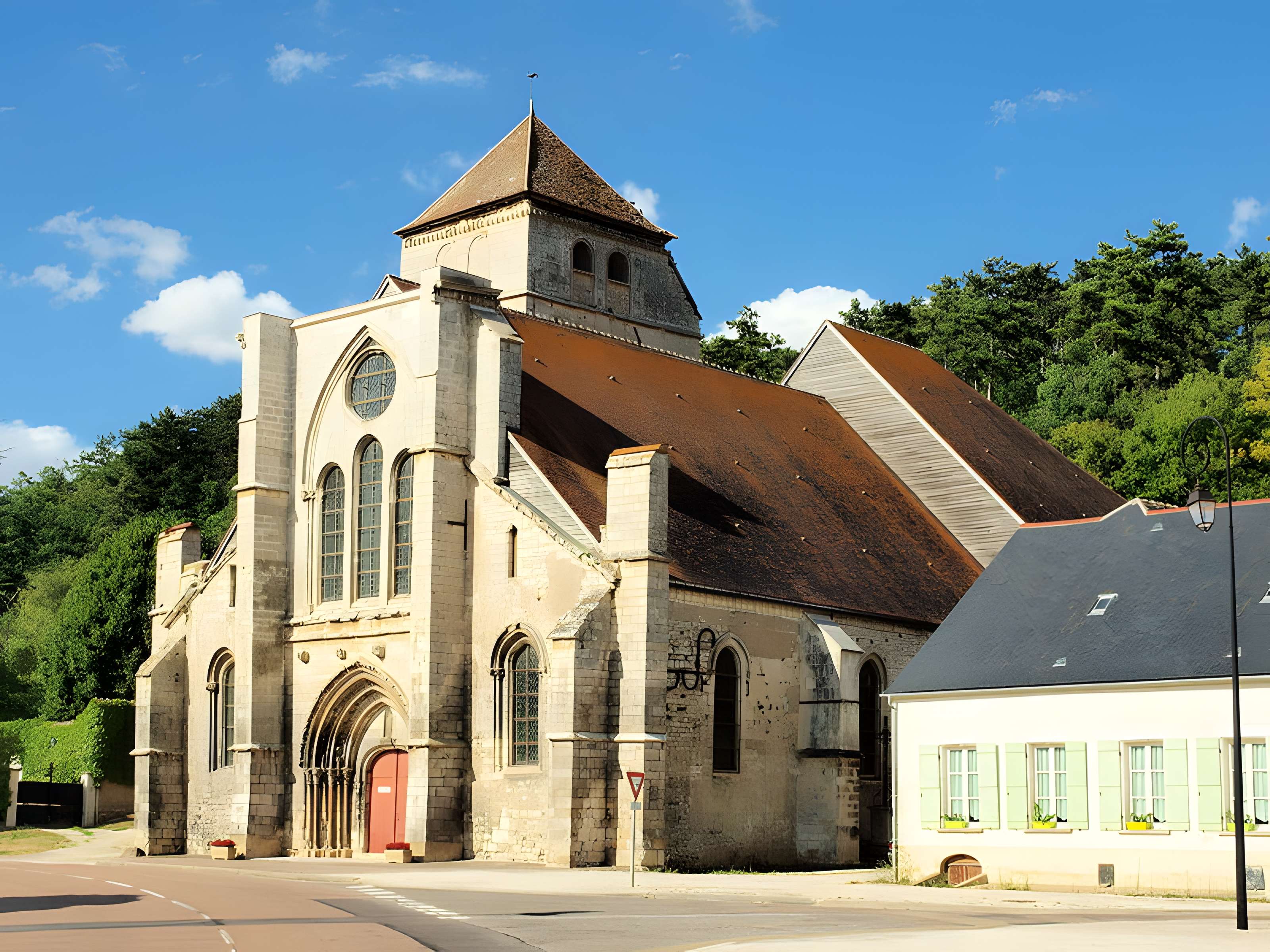 Église Saint-Phal de Gy-l'Évêque