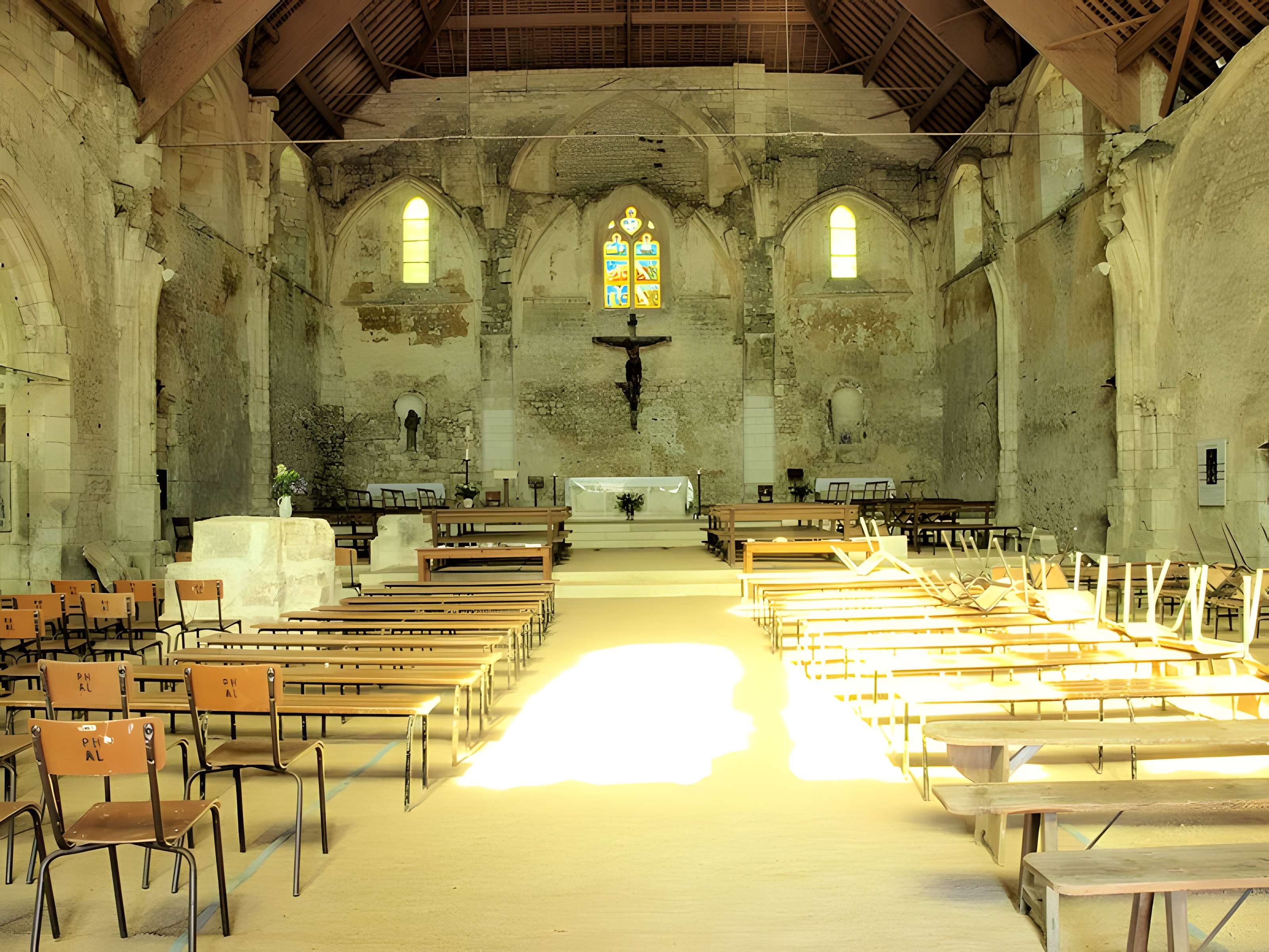 Église Saint-Phal de Gy-l'Évêque