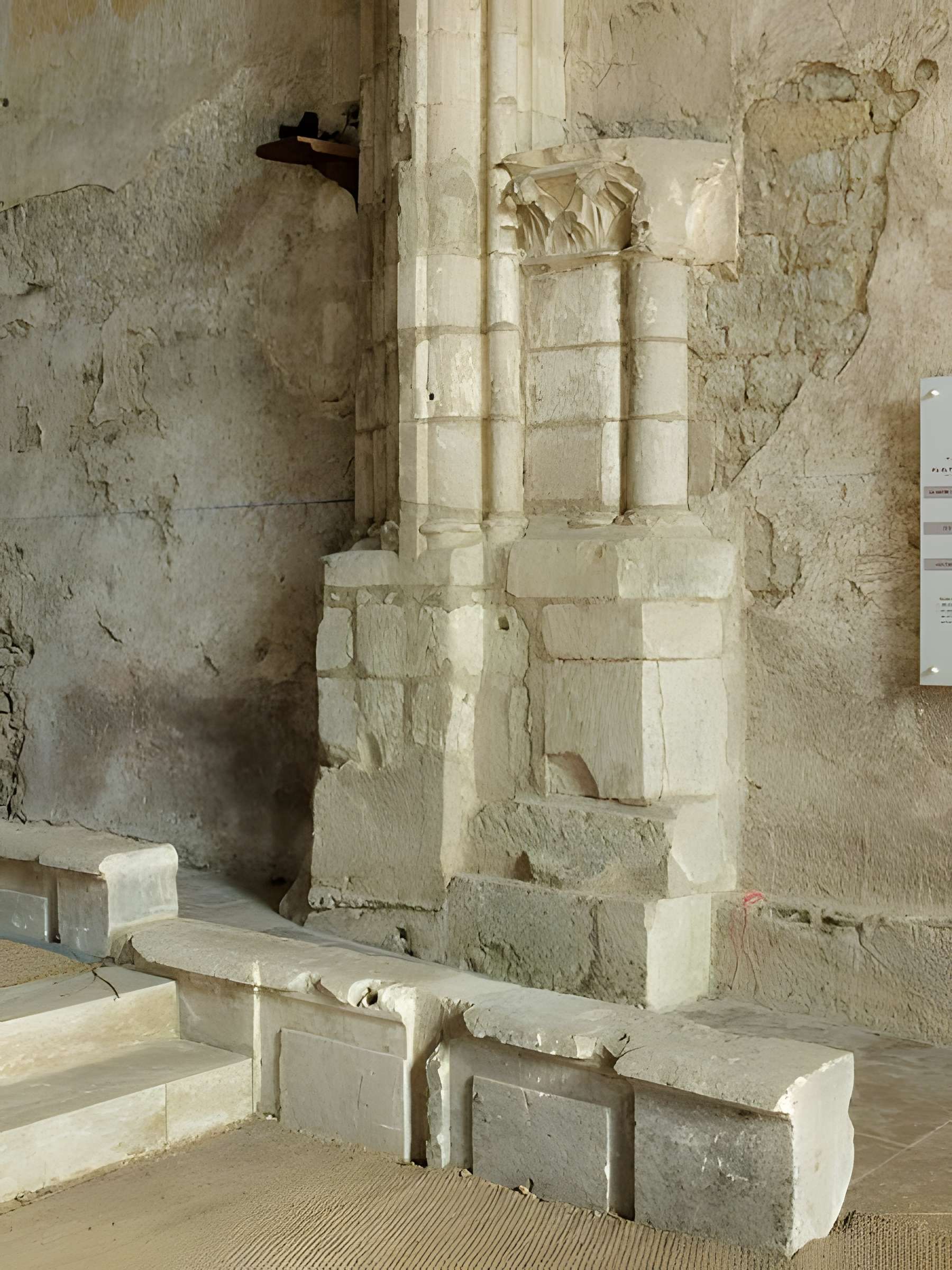 Église Saint-Phal de Gy-l'Évêque