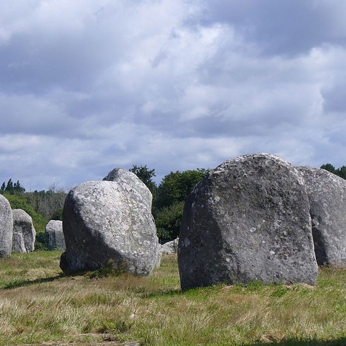 Photo de Six menhirs de lenceinte du Ménec