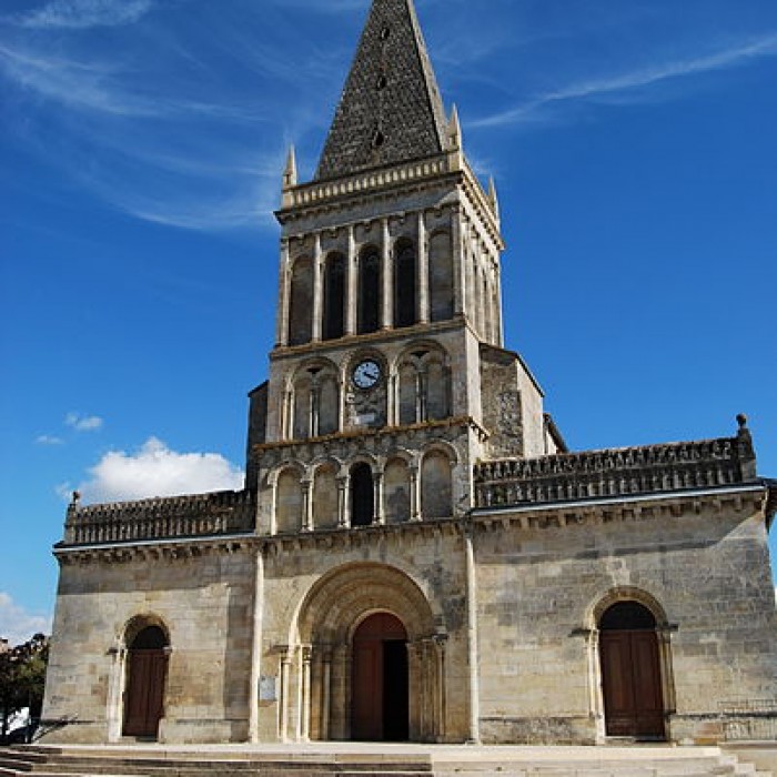 Photo de Église Saint-Pierre dAmbarès-et-Lagrave