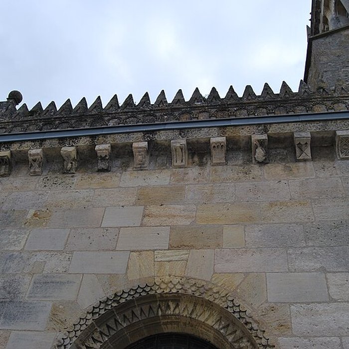 Photo de Église Saint-Pierre dAmbarès-et-Lagrave