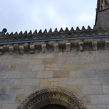 Église Saint-Pierre dAmbarès-et-Lagrave