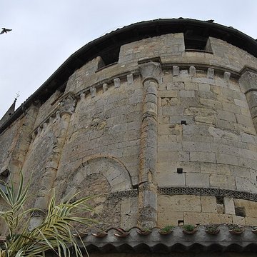 Église Saint-Pierre dAmbarès-et-Lagrave
