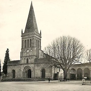 Église Saint-Pierre dAmbarès-et-Lagrave