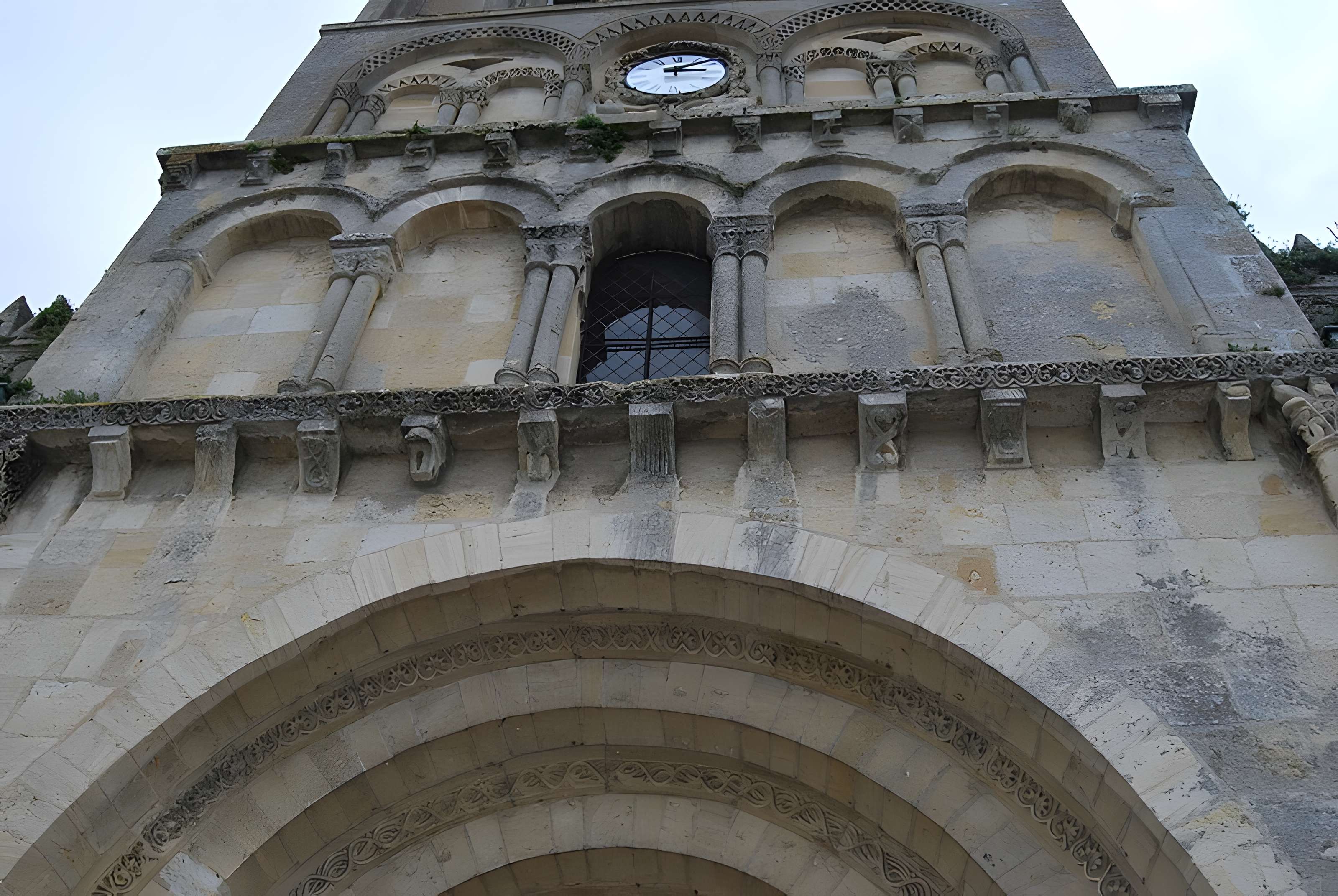 Église Saint-Pierre d'Ambarès-et-Lagrave