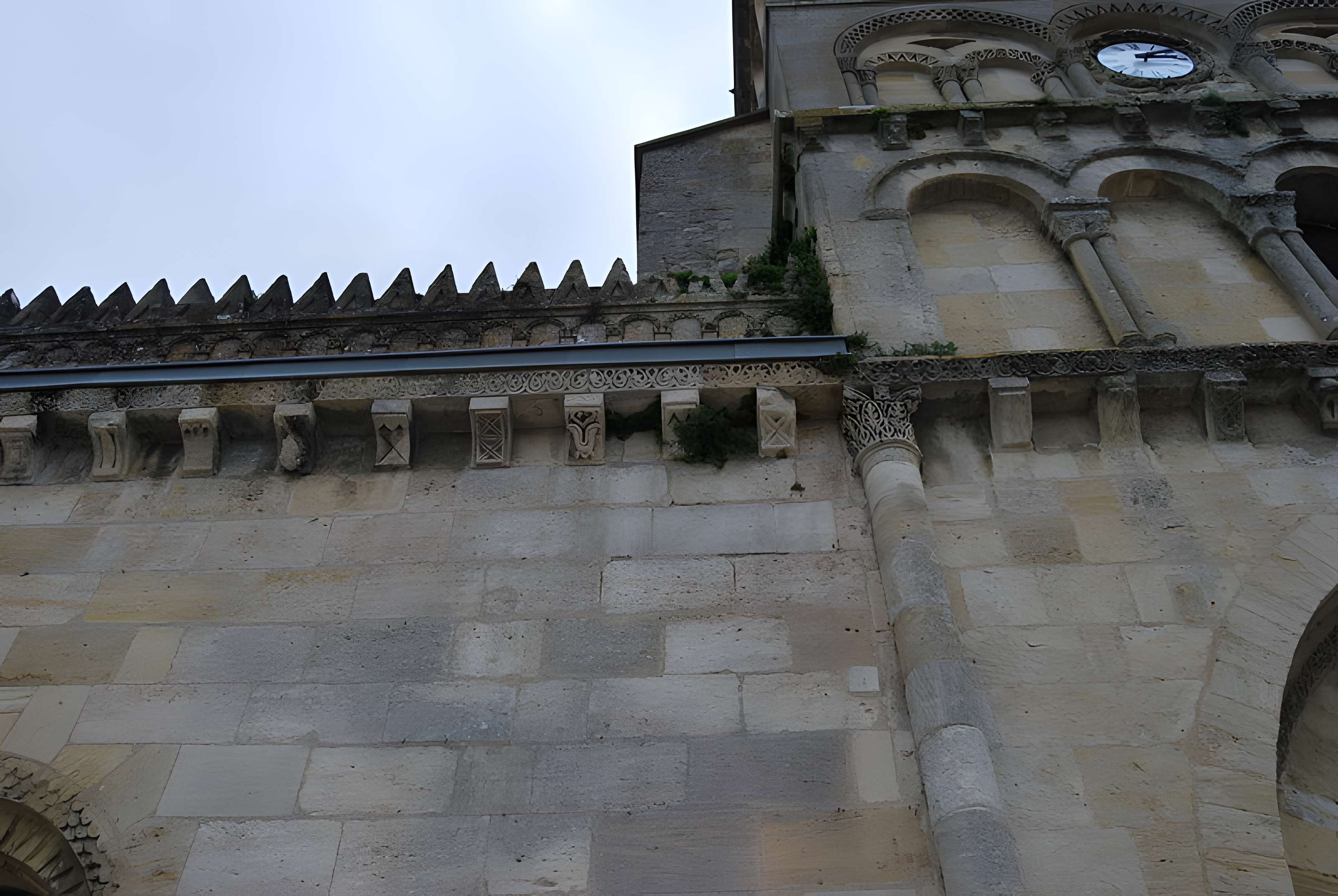 Église Saint-Pierre d'Ambarès-et-Lagrave