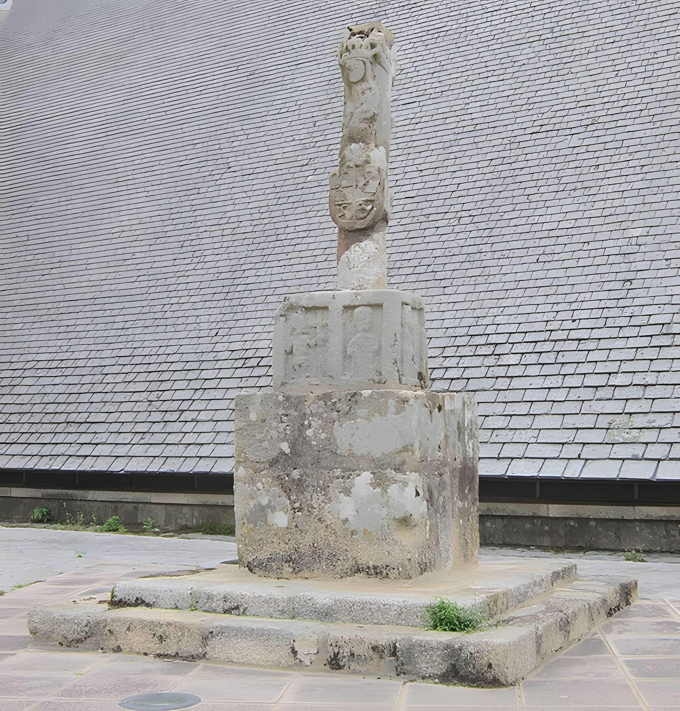 Croix du XVIe siècle